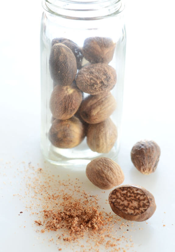 How to Grate Nutmeg