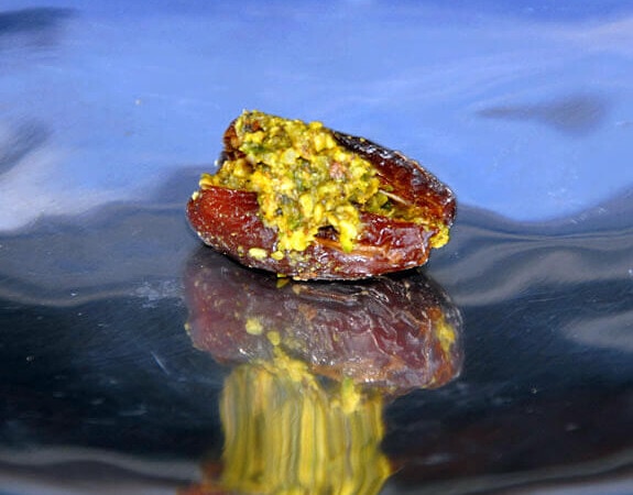 paleo stuffed dates