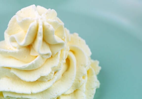 whipped cream frosting